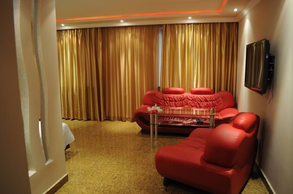 Hotel Apollon Γιερεβάν Εξωτερικό φωτογραφία