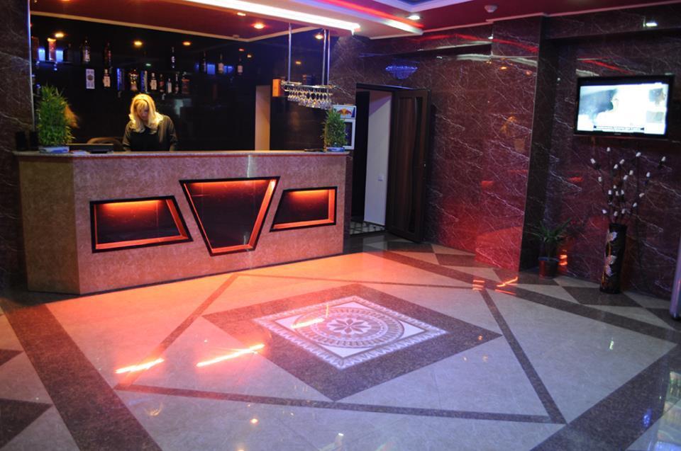 Hotel Apollon Γιερεβάν Εξωτερικό φωτογραφία